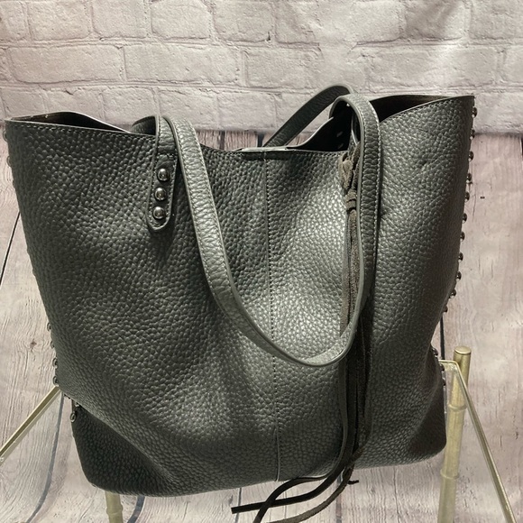 Moda Luxe grey pebbled leather purse - Picture 1 of 13